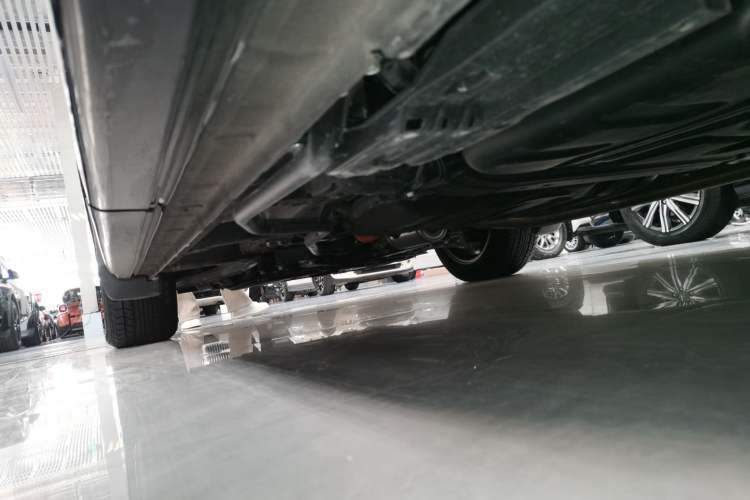 Used Honda Odyssey 2024 2.0L eHEV Sharp & Smart Edition Left Side Sill