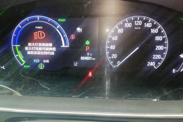 Used Honda Odyssey 2024 2.0L eHEV Sharp & Smart Edition Odometer Close Up