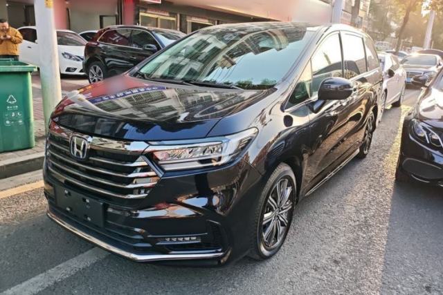 Used Honda Odyssey 2024 2.0L eHEV Sharp & Smart Edition