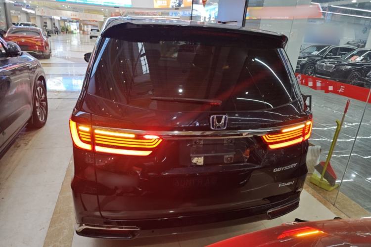 Used Honda Odyssey 2024 2.0L eHEV Sharp & Smart Edition Rear
