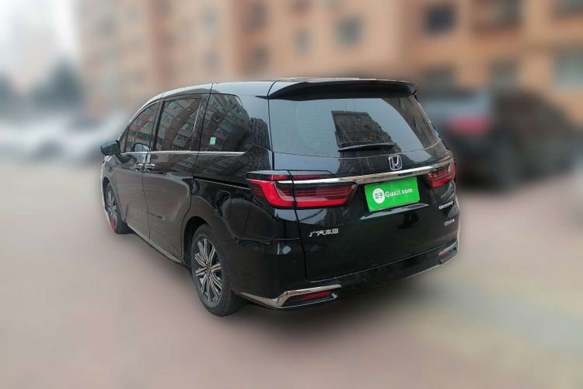 Used Honda Odyssey 2024 2.0L eHEV Sharp & Smart Edition Rear Left 45 Deg