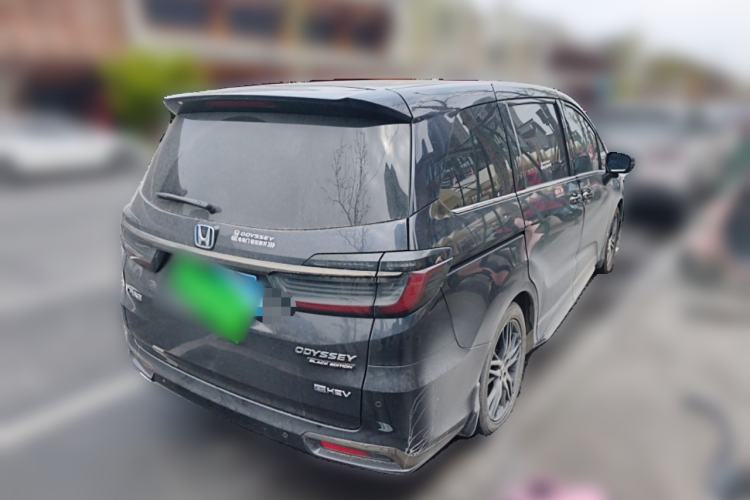 Used Honda Odyssey 2024 2.0L eHEV Sharp – Supreme Edition Rear Right 45 Deg