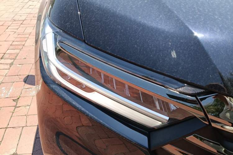 Used Honda Odyssey 2024 2.0L eHEV Sharp – Supreme Edition Right Front Headlight
