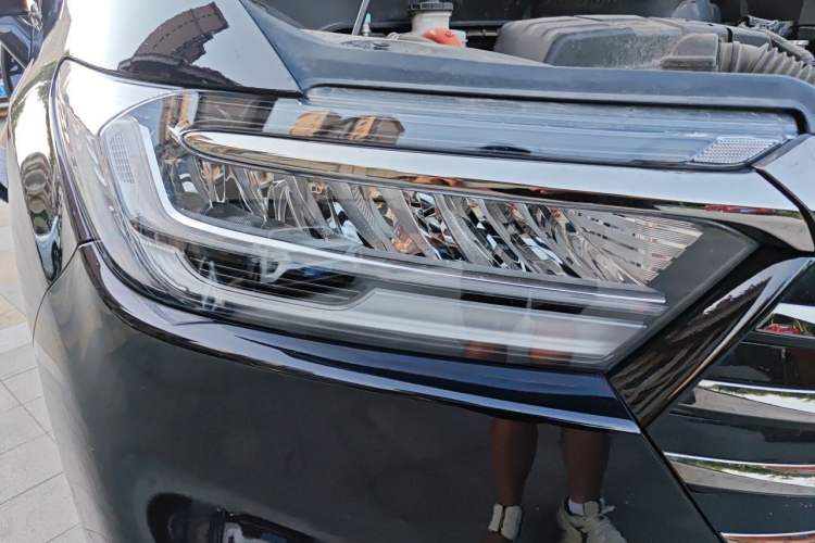 Used Honda Odyssey 2024 2.0L eHEV Sharp & Enjoy Edition Right Front Headlight