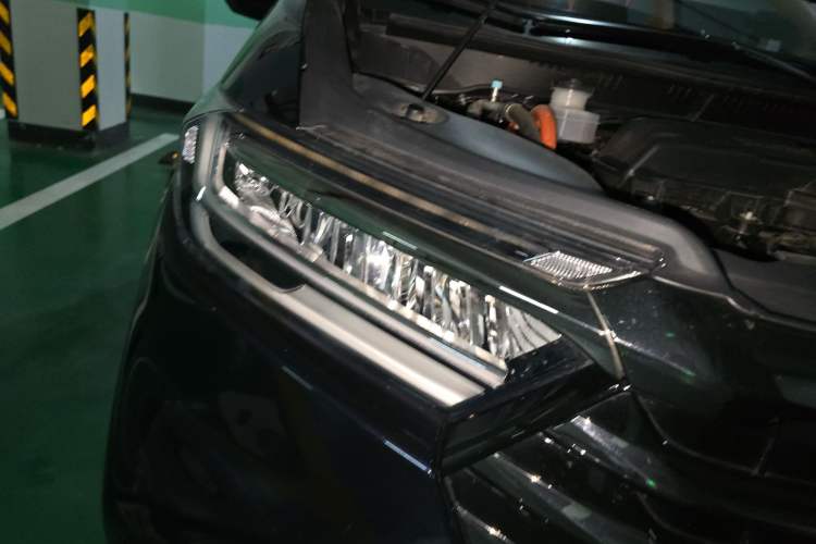 Used Honda Odyssey 2024 2.0L eHEV Sharp & Enjoy Edition Right Front Headlight