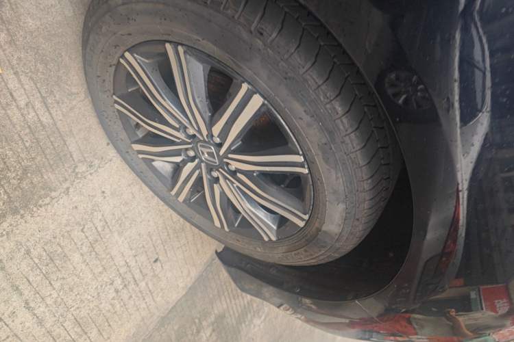Used Honda Odyssey 2024 2.0L eHEV Sharp & Enjoy Edition Right Front Wheel Hub