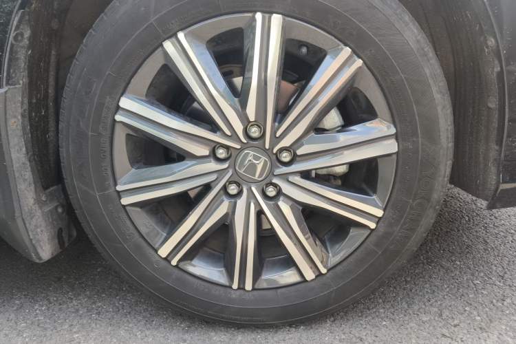 Used Honda Odyssey 2024 2.0L eHEV Sharp & Enjoy Edition Right Front Wheel Hub