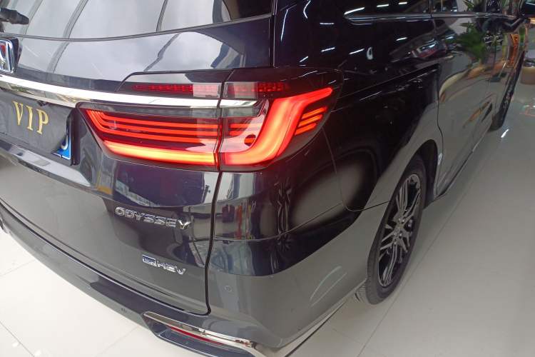 Used Honda Odyssey 2024 2.0L eHEV Sharp·Luxury Edition Right Rear Taillight