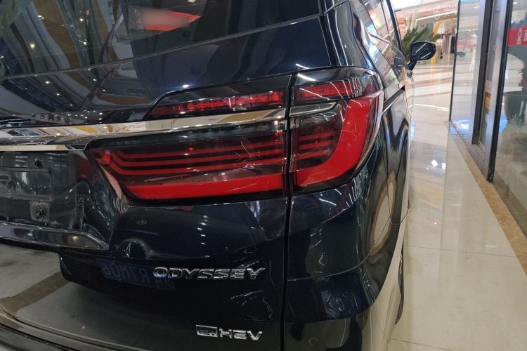 Used Honda Odyssey 2024 2.0L eHEV Sharp & Smart Edition Right Rear Taillight