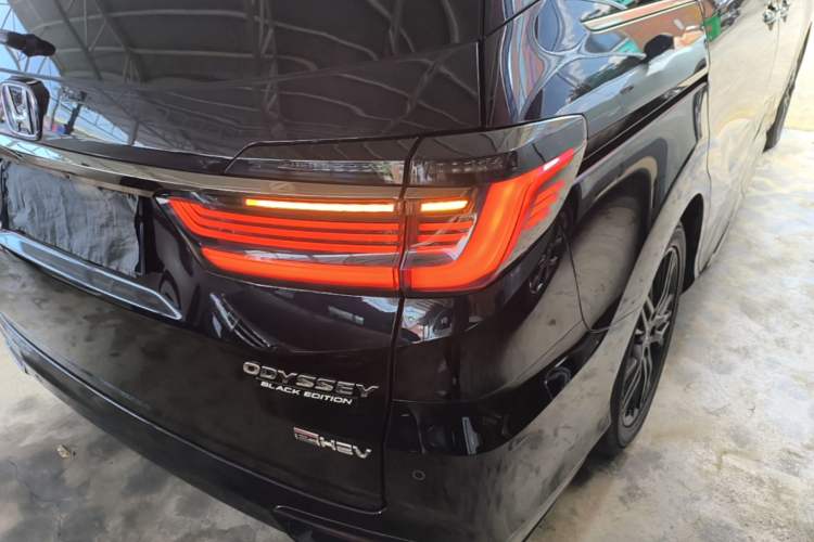 Used Honda Odyssey 2024 2.0L eHEV Sharp·Luxury Edition Right Rear Taillight