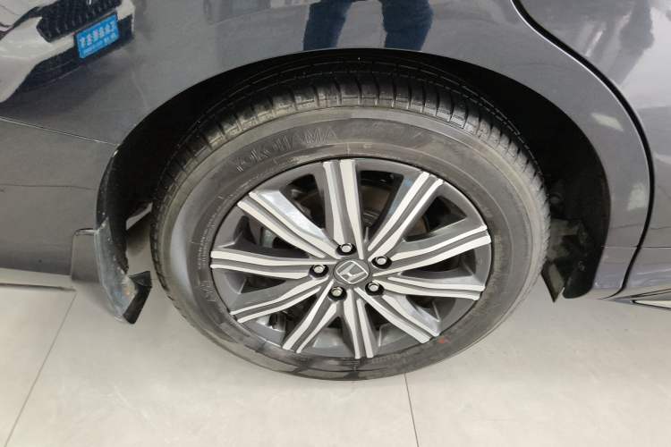 Used Honda Odyssey 2024 2.0L eHEV Sharp & Enjoy Edition Right Rear Wheel Hub