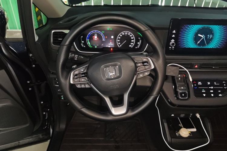 Used Honda Odyssey 2024 2.0L eHEV Sharp & Smart Edition Steering Wheel