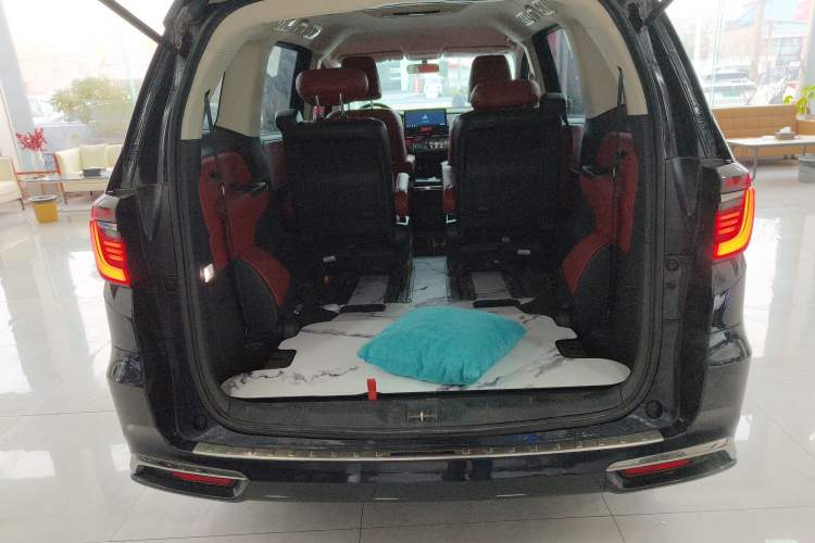 Used Honda Odyssey 2024 2.0L eHEV Sharp & Enjoy Edition Trunk