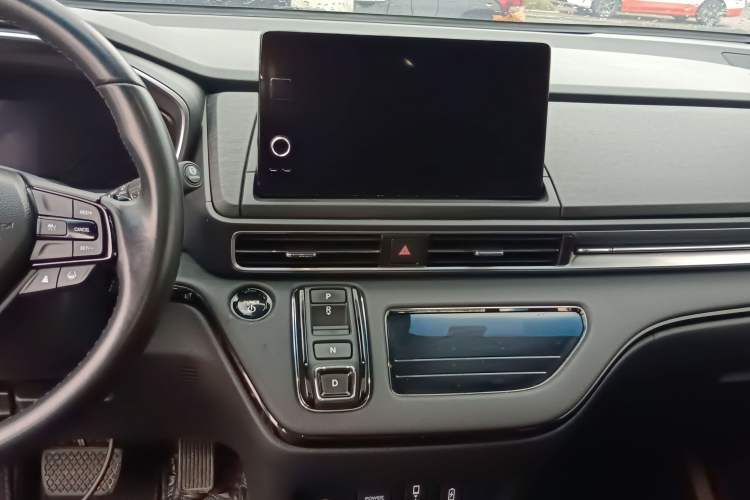 Used Honda Odyssey 2024 2.0L eHEV Sharp – Supreme Edition Audio And AC Panel