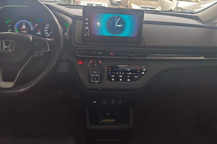Used Honda Odyssey 2024 2.0L eHEV Sharp·Luxury Edition Audio And AC Panel