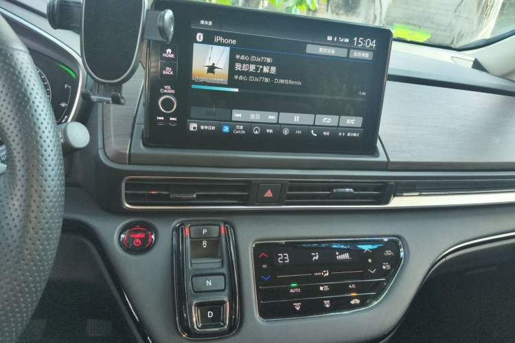 Used Honda Odyssey 2024 2.0L eHEV Sharp & Smart Edition Audio And AC Panel