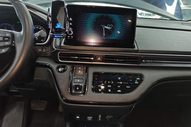Used Honda Odyssey 2024 2.0L eHEV Sharp·Luxury Edition Audio And AC Panel