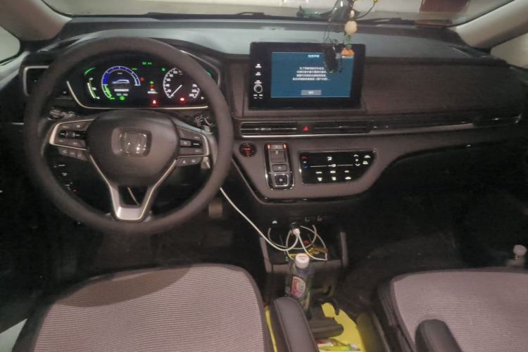 Used Honda Odyssey 2024 2.0L eHEV Sharp & Smart Edition Center Console