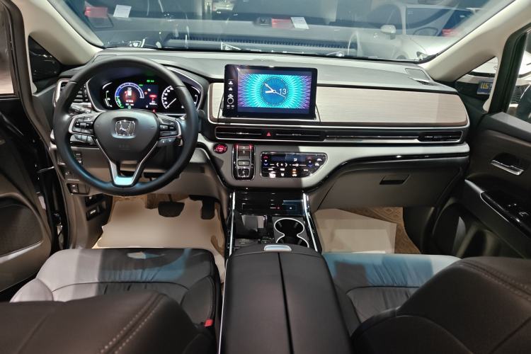 Used Honda Odyssey 2024 2.0L eHEV Sharp·Luxury Edition Center Console