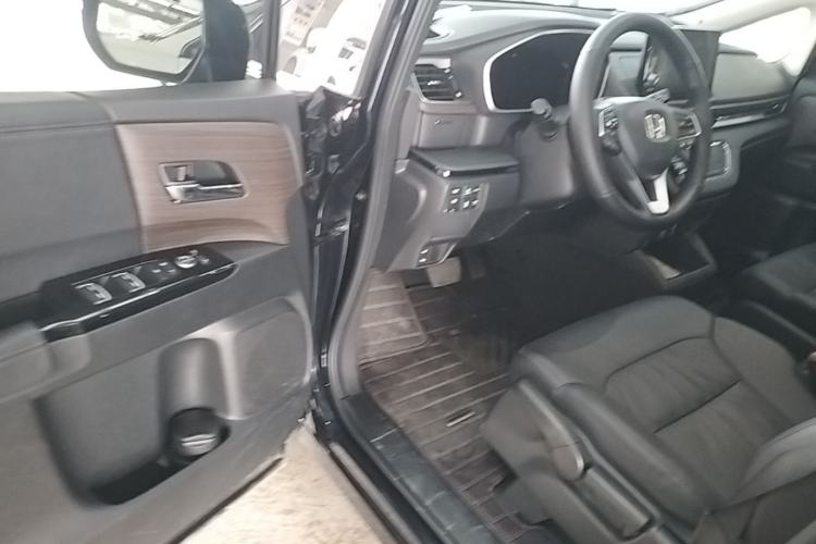 Used Honda Odyssey 2024 2.0L eHEV Sharp & Smart Edition Driver Seat