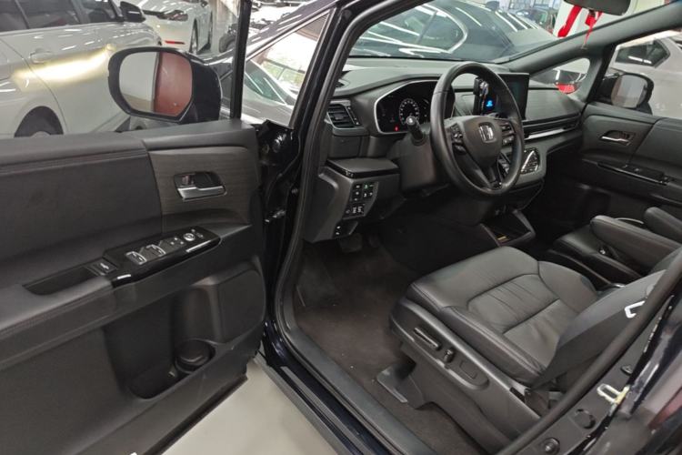 Used Honda Odyssey 2024 2.0L eHEV Sharp·Luxury Edition Driver Seat