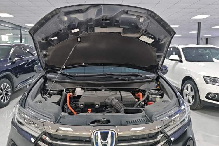 Used Honda Odyssey 2024 2.0L eHEV Sharp & Enjoy Edition Engine Bay