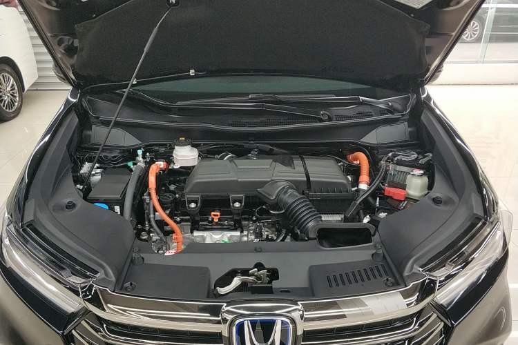 Used Honda Odyssey 2024 2.0L eHEV Sharp·Luxury Edition Engine Bay