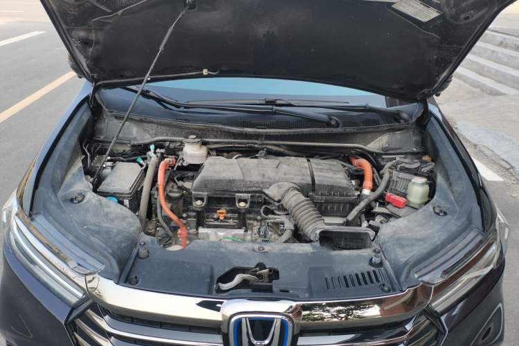 Used Honda Odyssey 2024 2.0L eHEV Sharp & Enjoy Edition Engine Bay