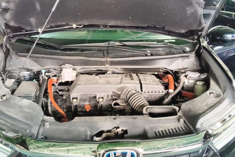 Used Honda Odyssey 2024 2.0L eHEV Sharp & Smart Edition Engine Bay