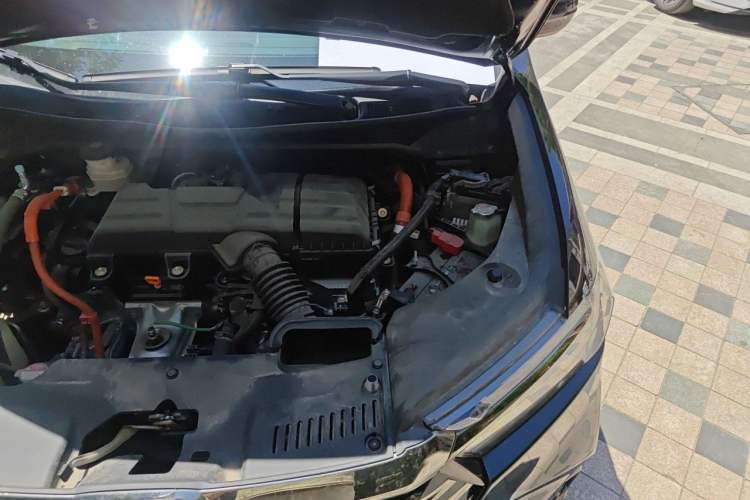 Used Honda Odyssey 2024 2.0L eHEV Sharp & Smart Edition Engine Bay Left