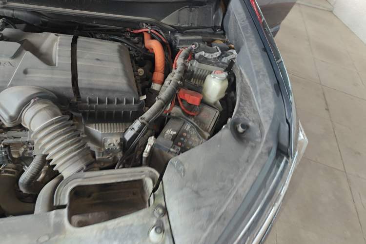 Used Honda Odyssey 2024 2.0L eHEV Sharp & Enjoy Edition Engine Bay Left