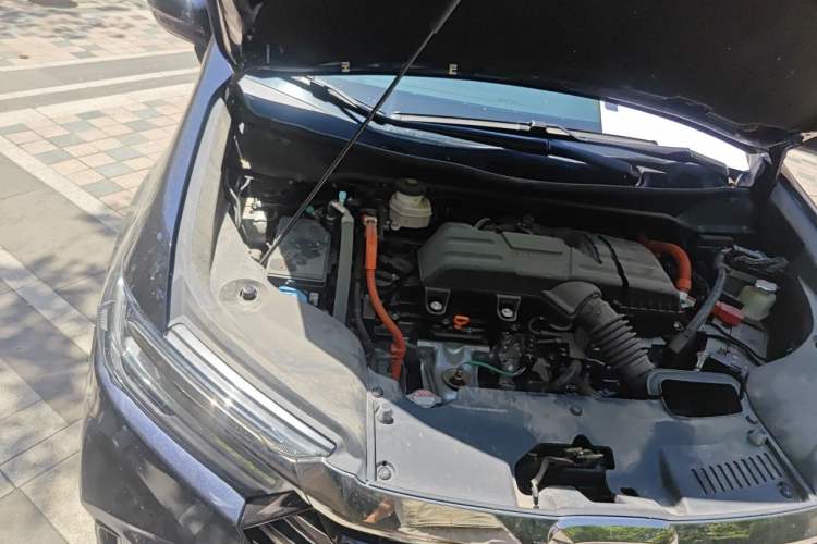 Used Honda Odyssey 2024 2.0L eHEV Sharp & Smart Edition Engine Bay Right