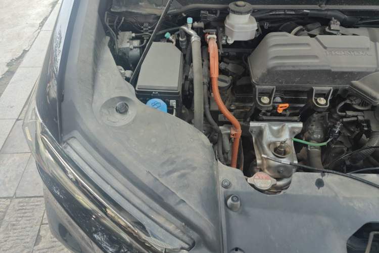 Used Honda Odyssey 2024 2.0L eHEV Sharp·Leading Edition Engine Bay Right