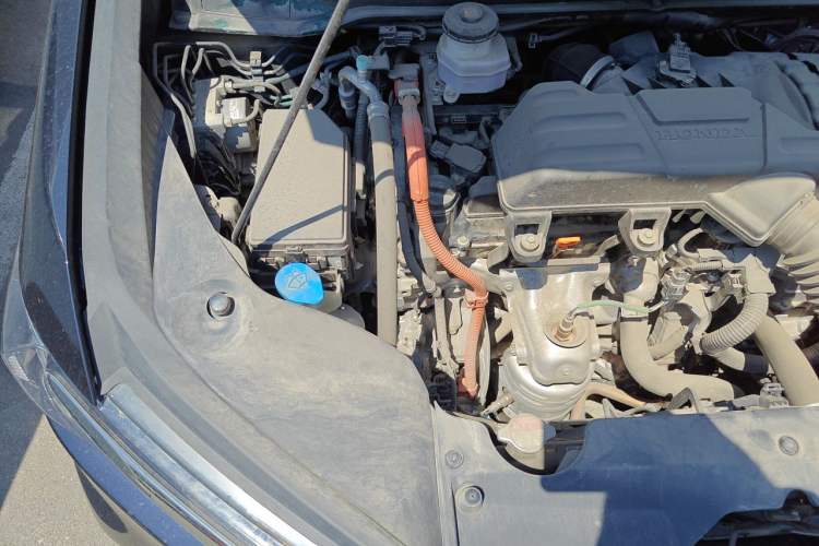Used Honda Odyssey 2024 2.0L eHEV Sharp & Enjoy Edition Engine Bay Right