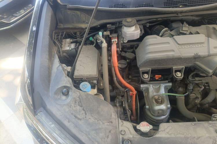 Used Honda Odyssey 2024 2.0L eHEV Sharp & Enjoy Edition Engine Bay Right