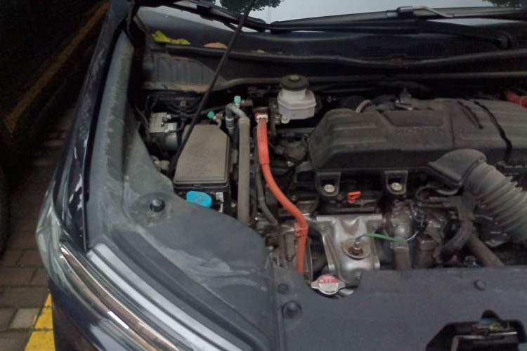 Used Honda Odyssey 2024 2.0L eHEV Sharp & Enjoy Edition Engine Bay Right