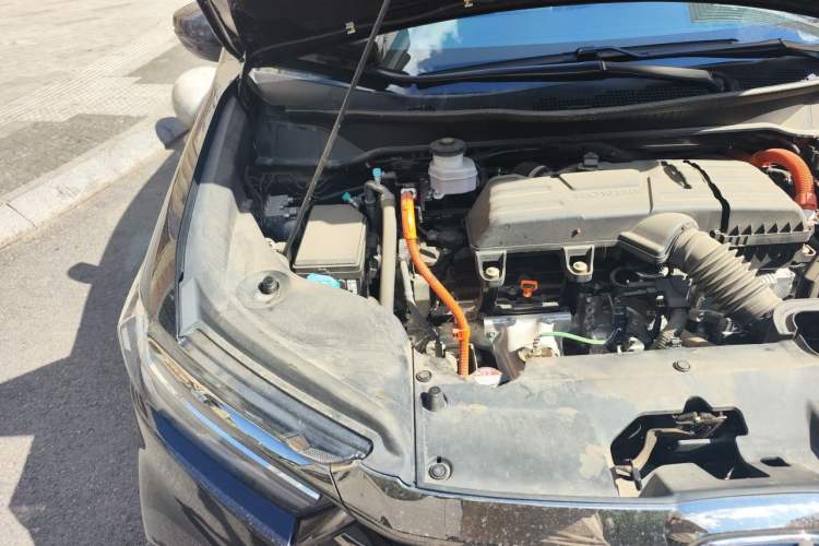 Used Honda Odyssey 2024 2.0L eHEV Sharp & Enjoy Edition Engine Bay Right