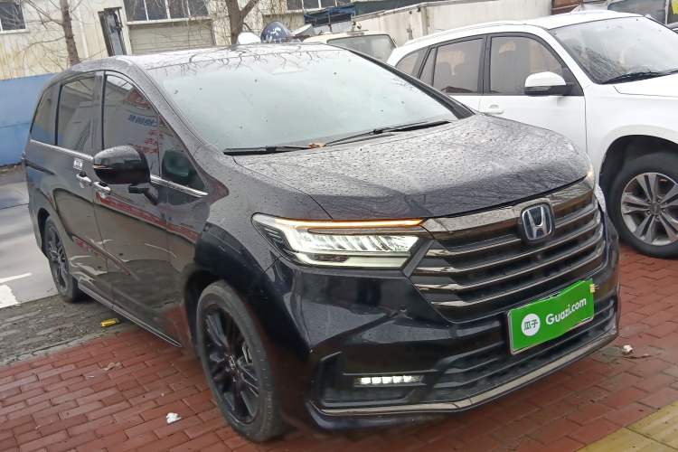 Used Honda Odyssey 2024 2.0L eHEV Sharp – Supreme Edition Exterior 1