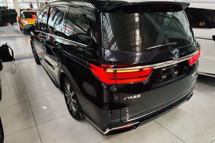 Used Honda Odyssey 2024 2.0L eHEV Sharp & Enjoy Edition Exterior 2