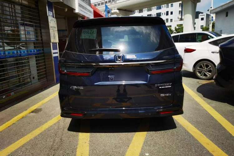 Used Honda Odyssey 2024 2.0L eHEV Sharp·Luxury Edition Exterior 4