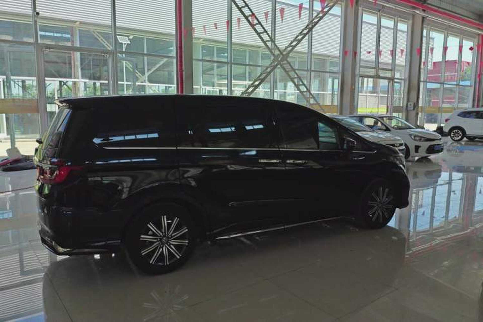 Used Honda Odyssey 2024 2.0L eHEV Sharp & Enjoy Edition Exterior 4