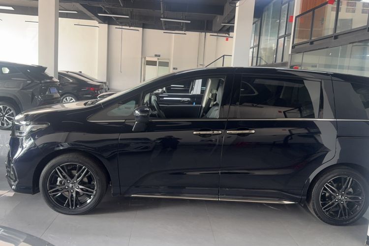 Used Honda Odyssey 2024 2.0L eHEV Sharp·Luxury Edition Exterior 5