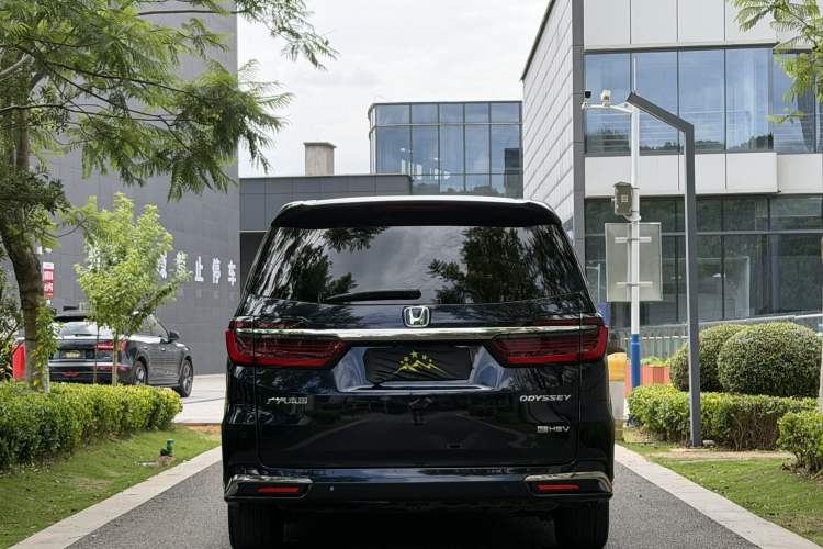 Used Honda Odyssey 2024 2.0L eHEV Sharp·Luxury Edition Exterior 5