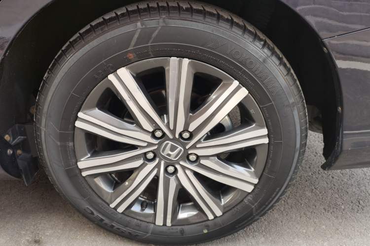 Used Honda Odyssey 2024 2.0L eHEV Sharp & Enjoy Edition Exterior 6