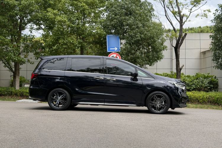 Used Honda Odyssey 2024 2.0L eHEV Sharp·Luxury Edition Exterior 7