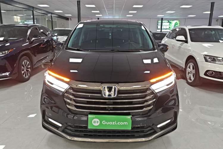 Used Honda Odyssey 2024 2.0L eHEV Sharp & Enjoy Edition Front