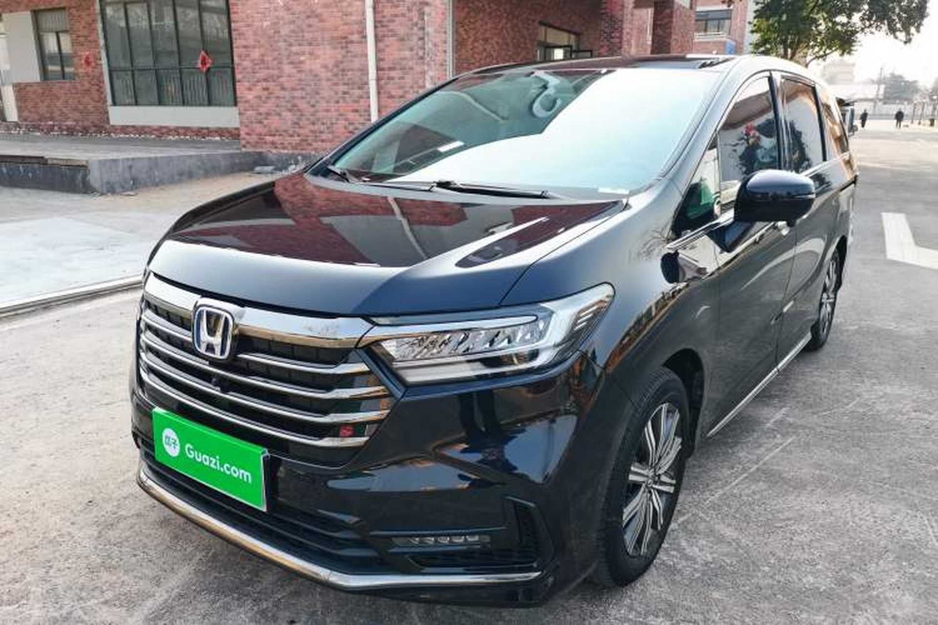 Used Honda Odyssey 2024 2.0L eHEV Sharp & Enjoy Edition Front Left 45 Deg