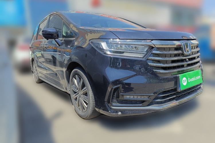 Used Honda Odyssey 2024 2.0L eHEV Sharp & Enjoy Edition Front Right 45 Deg