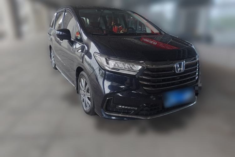 Used Honda Odyssey 2024 2.0L eHEV Sharp & Enjoy Edition Front Right 45 Deg