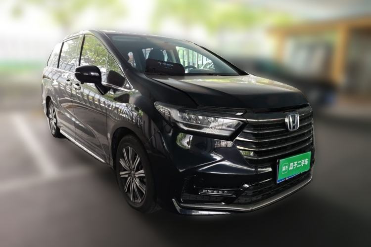 Used Honda Odyssey 2024 2.0L eHEV Sharp & Enjoy Edition Front Right 45 Deg